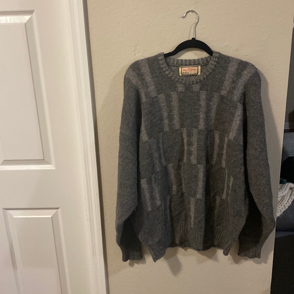 Alan Paine Wool Sweater Size L